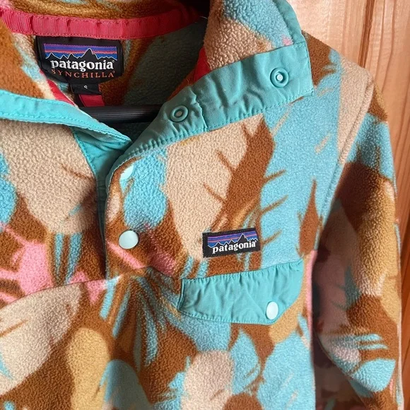 Patagonia Kids' Blue and Brown Fleece Hoodie - Picture 2 of 4